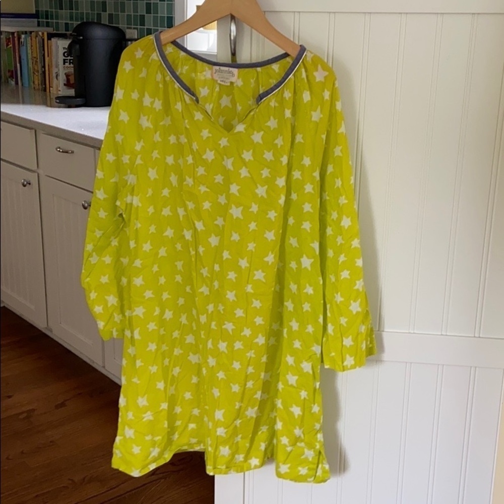 BODEN Johnnie b Girls Kaftan Coverup Lime with Stars - Picture 1 of 9